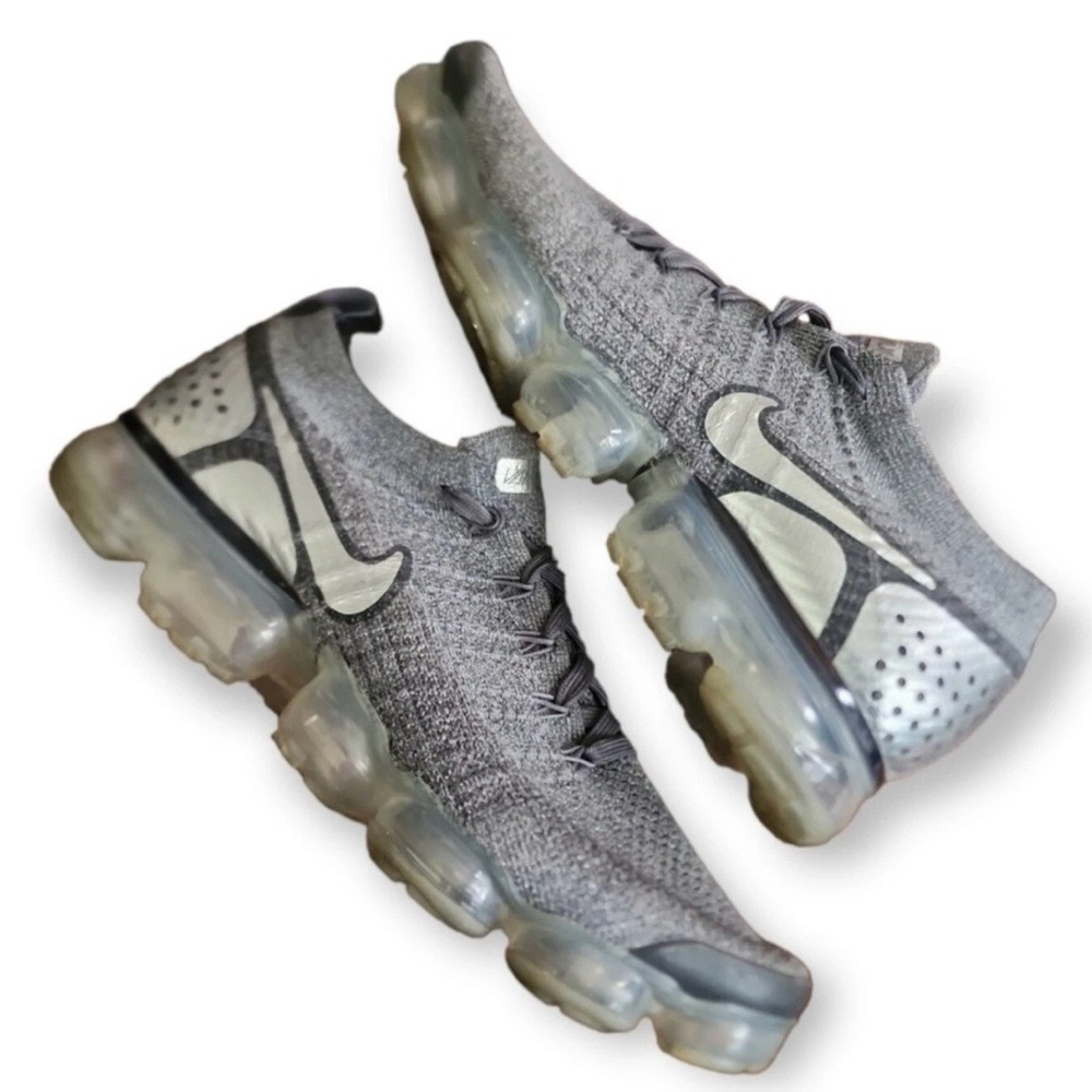 Nike Air VaporMax Flyknit 2 Chrome Gray Silver Running 942842-014 Mens Size 10